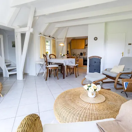 Haus Kuehl Whg 2 * Bohl