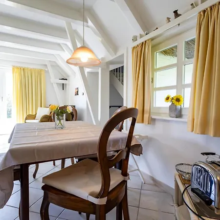 Haus Kuehl Whg 2 *